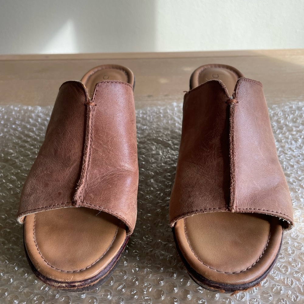 Brown Leather Mules with Open-Toe Design